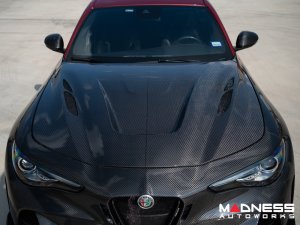 Alfa Romeo Giulia GTAm Style Front Bumper - Carbon Fiber - Without Parking Sensors